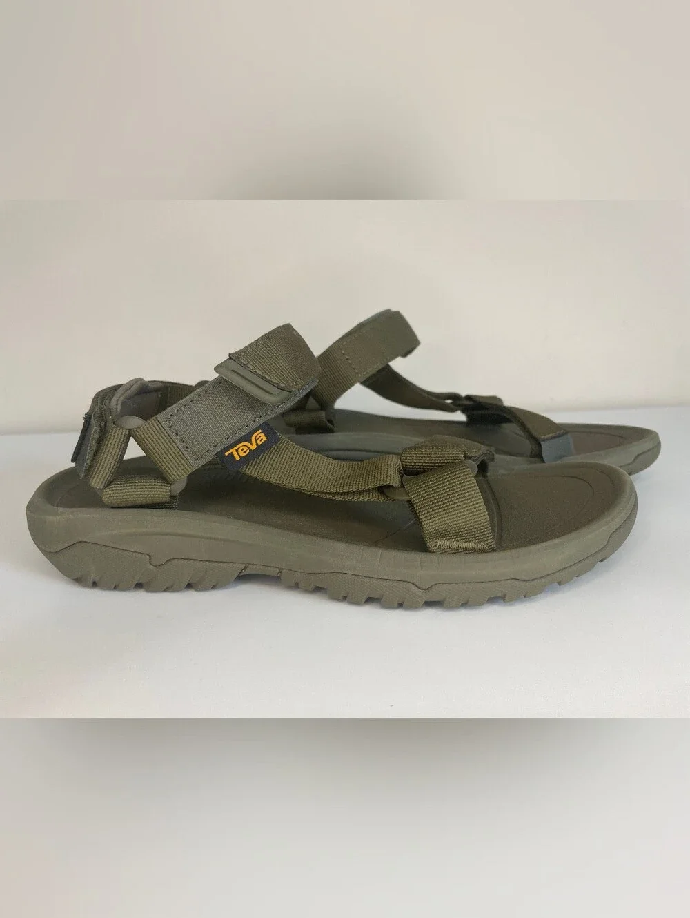 Teva Men's Olive Hiking Sandal Size 9